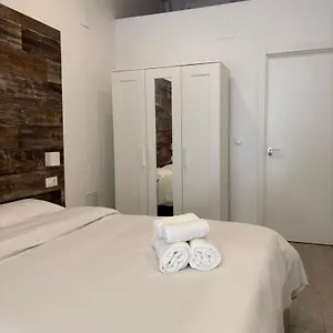 Appartement Hermoso Piso A 3 Min De La Estacion De Bus Y Tren Ave, Málaga